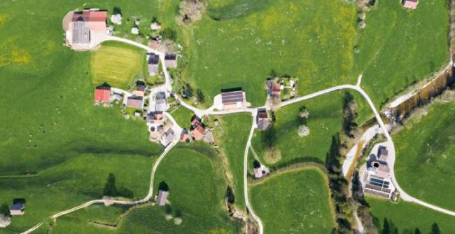 Big Tech, Small Towns: How Tech Headquarters Are Transforming Rural Economies